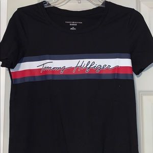 Tommy Hilfiger logo tee